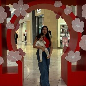 Meet your Posher, Courtney